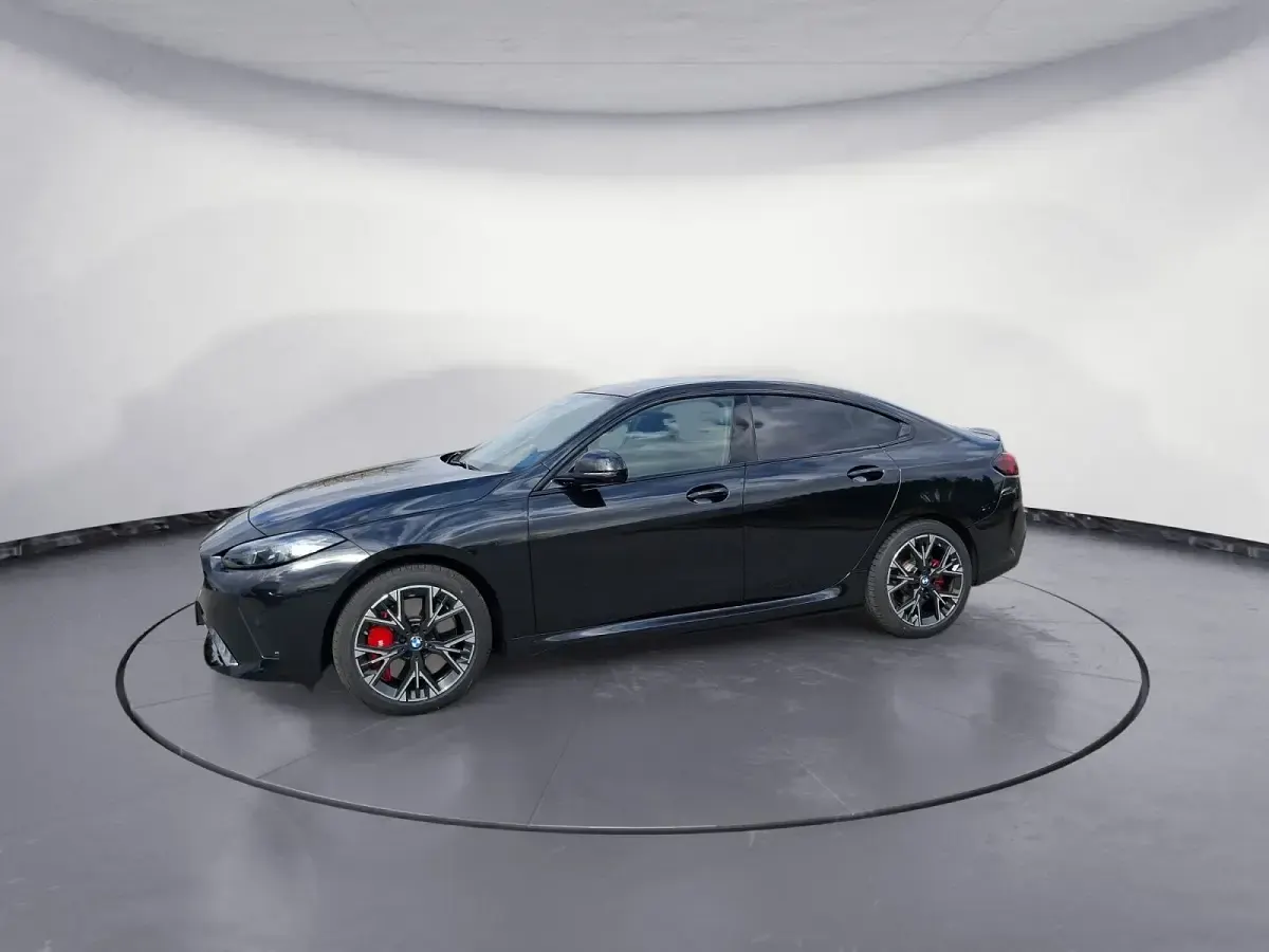 Gebraucht BMW 223 M Sport 204 PS (150 kW) 2025 Schwarz Coupé