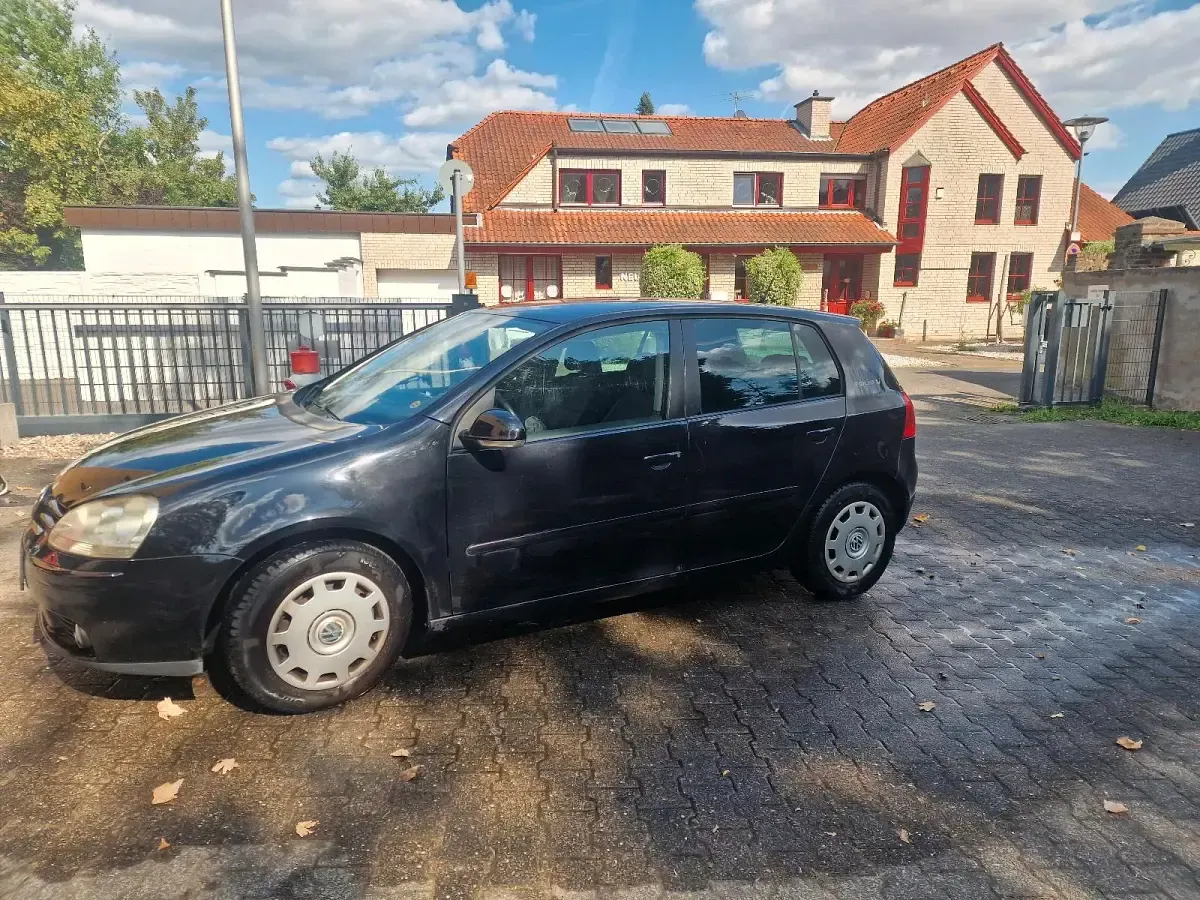 Gebraucht VW Golf V 80 PS (58 kW) 2007 Schwarz Kleinwagen