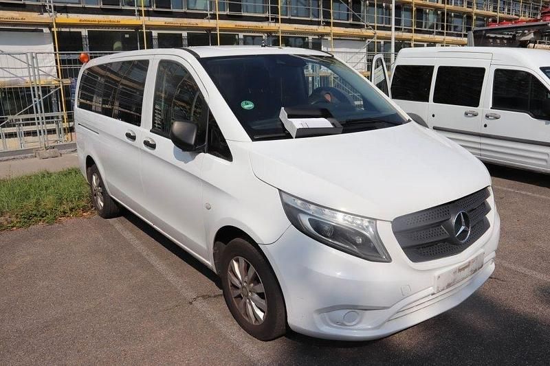 Gebraucht Mercedes Vito 163 PS (119 kW) 2017 Weiß Van