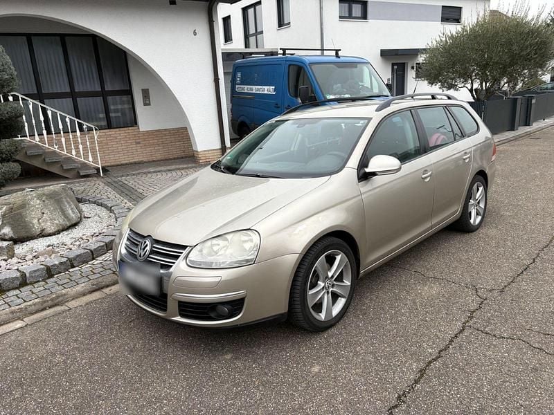 Gebraucht VW Golf V Trendline 80 PS (58 kW) 2009 Gold Kombi