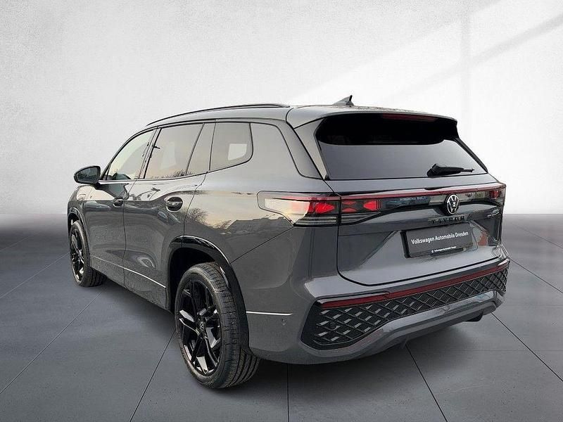 Neu VW Tayron R-line 272 PS (200 kW) 2026 Delfingrau metallic SUV
