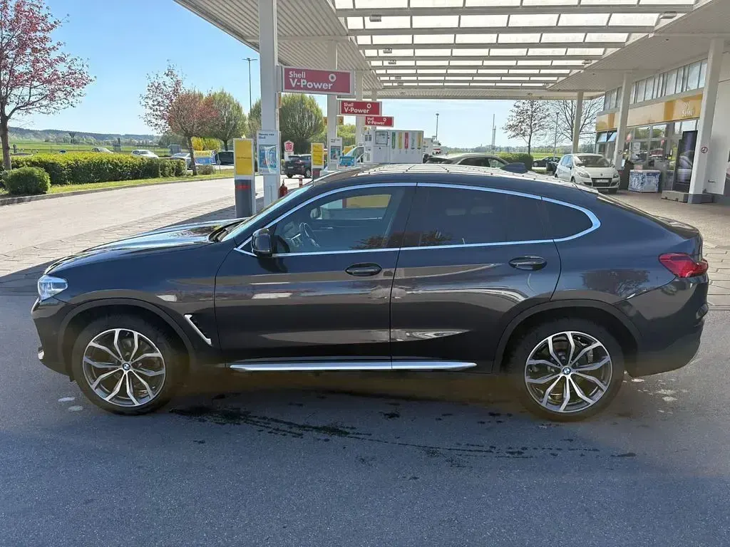 Gebraucht BMW X4 M Sport 190 PS (139 kW) 2019 Grau SUV