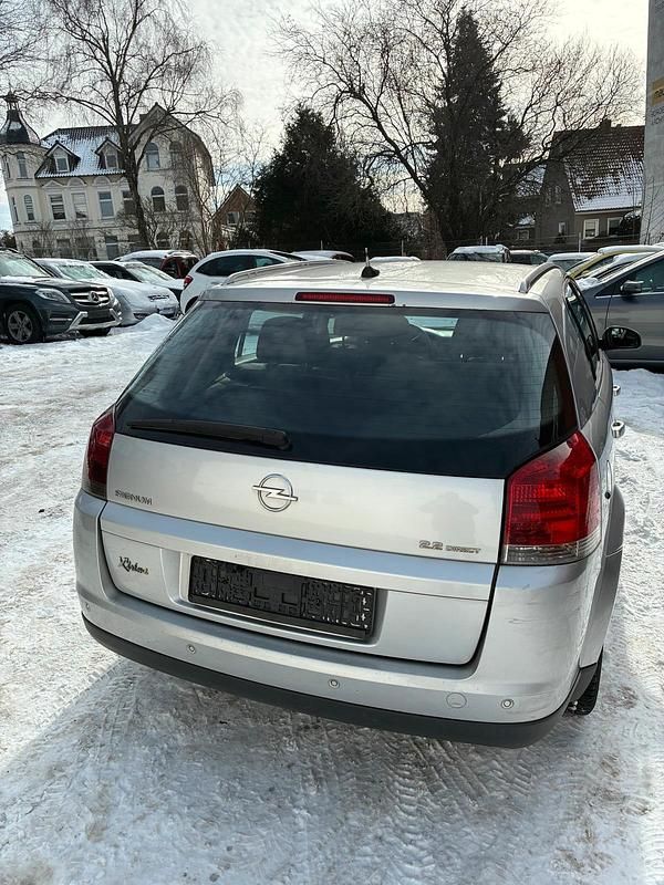 Gebraucht Opel Signum 155 PS (114 kW) 2004 Silber Kleinwagen