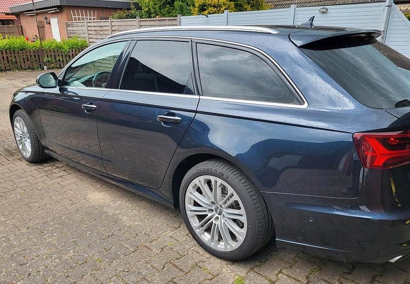 Blau Gebraucht 2015 Audi A6 Kombi | 19.500 € (Teuer) - Bild 1/4