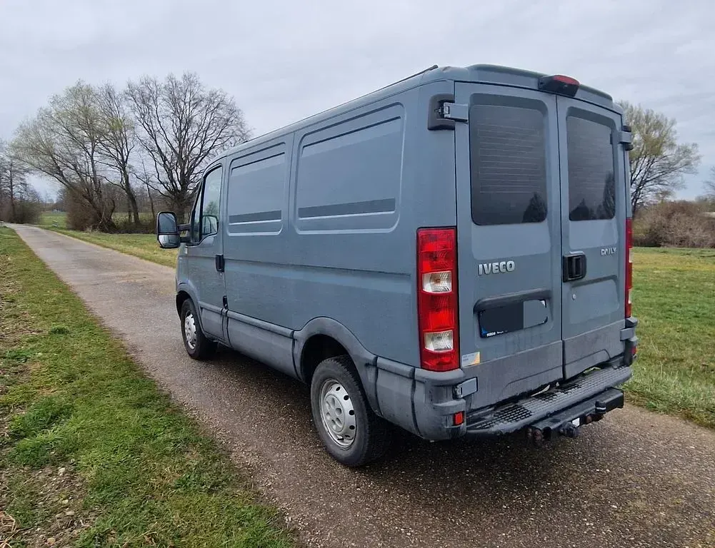 Gebraucht Iveco Daily 150 PS (110 kW) 2013 Blau Limousine