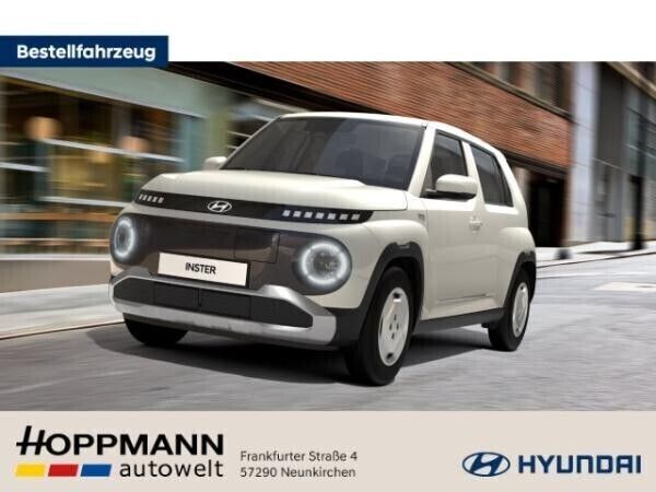 Beige (buttercream yellow mineraleffekt) Neu 2025 Hyundai Inster Select Kleinwagen | 23.981 € (Fairer Preis) - Bild 1/4