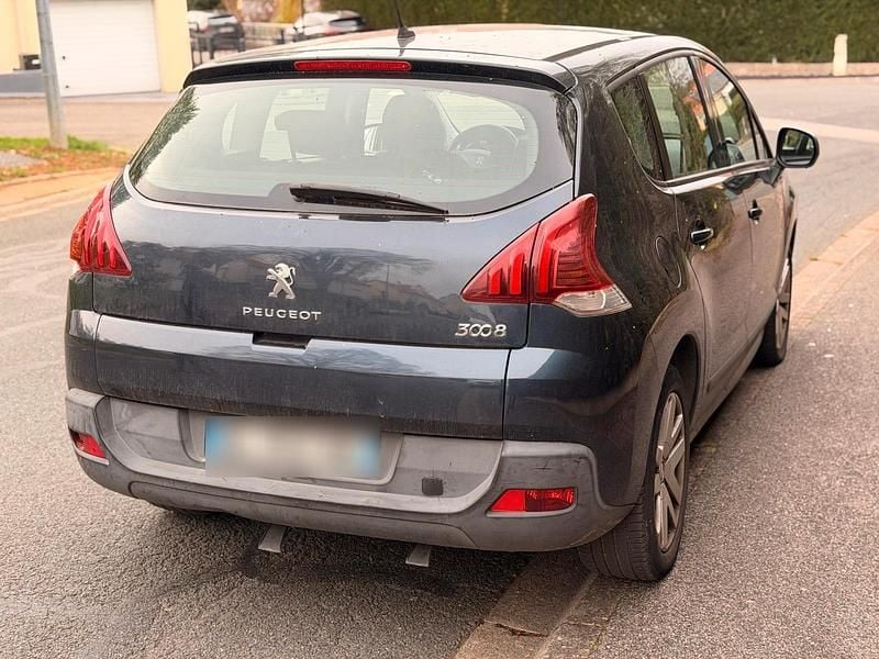 Gebraucht Peugeot 3008 115 PS (84 kW) 2014 Grau Kombi