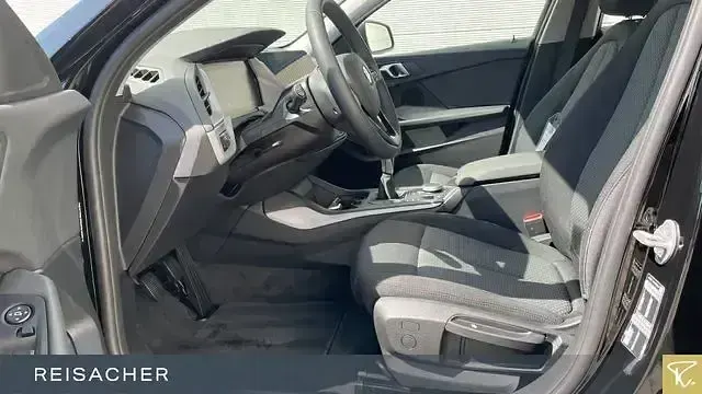 Gebraucht BMW 118 Advantage 136 PS (100 kW) 2024 Schwarz uni Kleinwagen