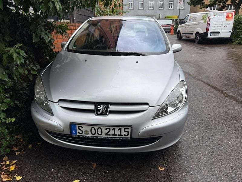 Grau Gebraucht 2005 Peugeot 307 Limousine | 1.290 € (Guter Preis) - Bild 1/4