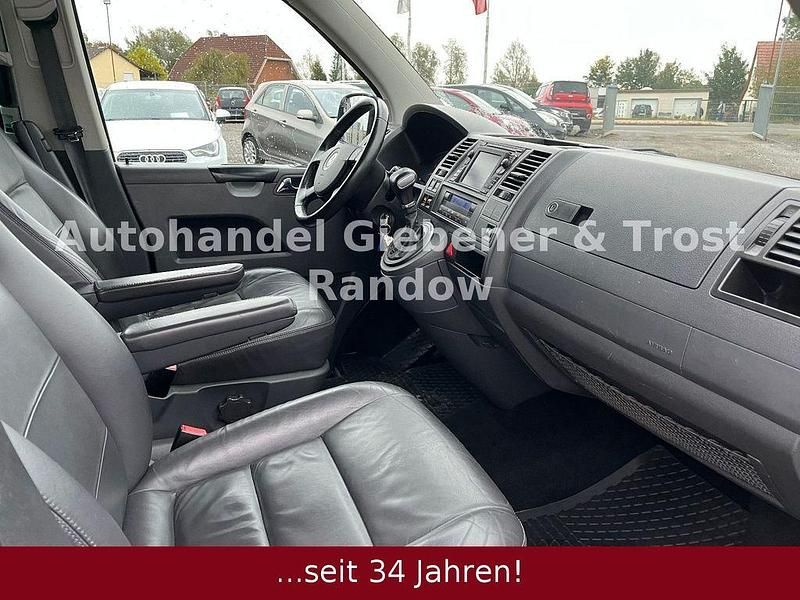 Gebraucht VW Caravelle 235 PS (172 kW) 2008 Grau Van / Kleinbus