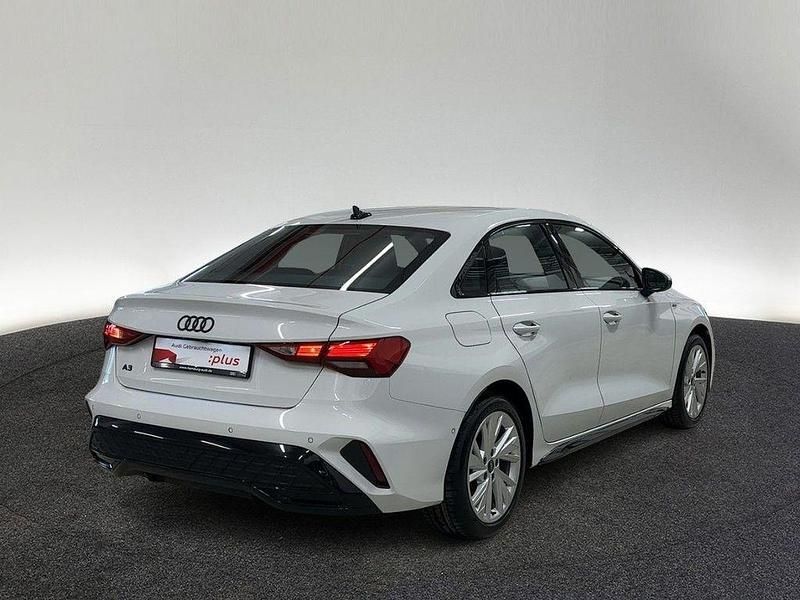 Gebraucht Audi A3 S-Line 116 PS (85 kW) 2025 Weiß Limousine