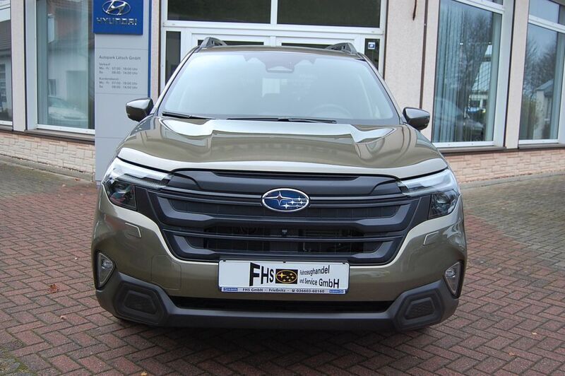 Gebraucht Subaru Forester Exclusive+ 136 PS (100 kW) 2024 Grün SUV