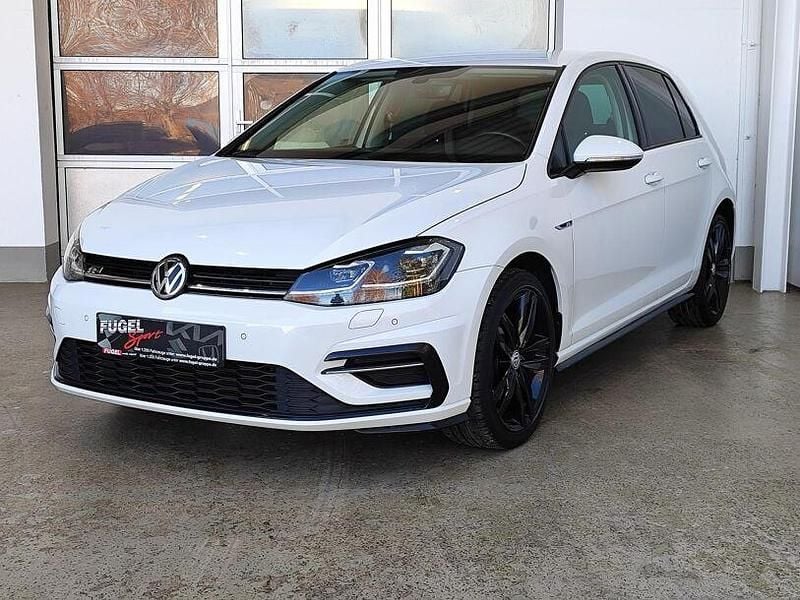 Gebraucht VW Golf VII R-line 150 PS (110 kW) 2018 Pure white Limousine
