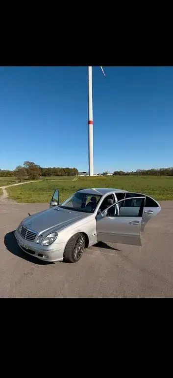 Brugt Mercedes E200 Elegance 163 HK (119 kW) 2003 Sølv Sedan