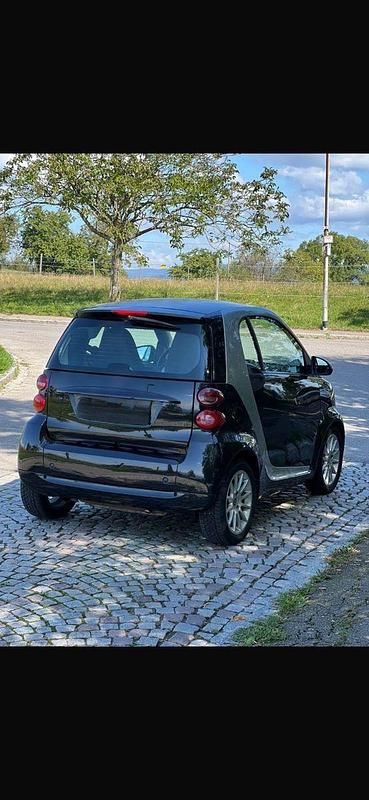 Gebraucht Smart ForTwo Coupé 71 PS (52 kW) 2011 Schwarz Coupé