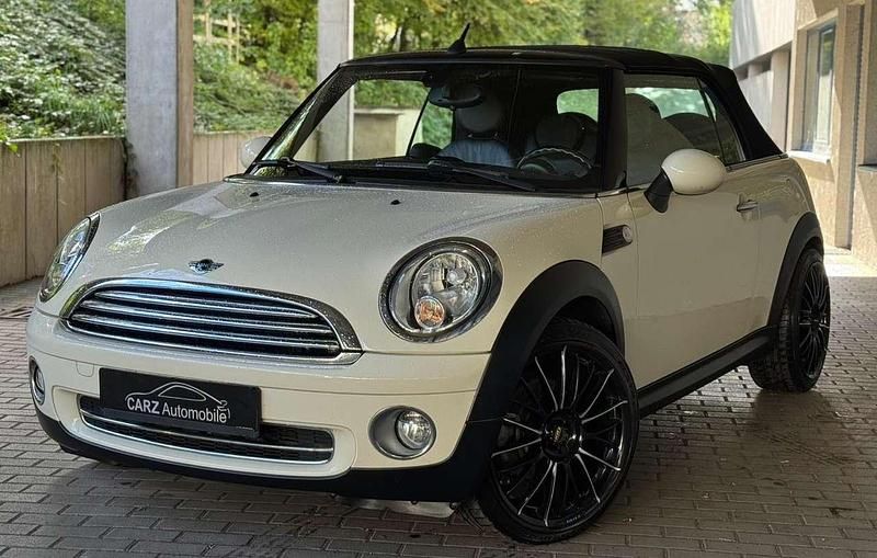Gebraucht Mini Cooper Cabriolet 122 PS (89 kW) 2010 Weiß Cabrio