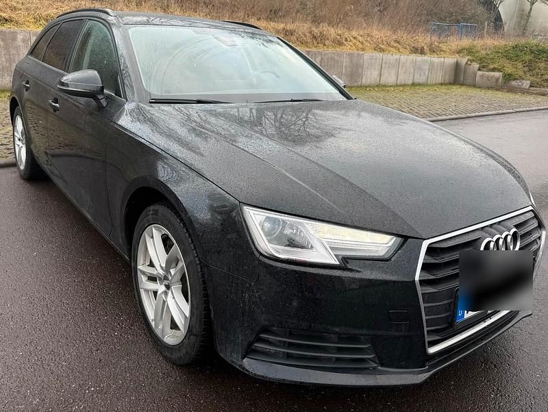 Gebraucht Audi A4 150 PS (110 kW) 2017 Schwarz Kombi