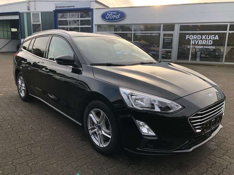 Iridiumschwarz metallic (metallic) Gebraucht 2019 Ford Focus Cool & Connect Kombi | 16.900 € (Teuer) - Bild 1/4