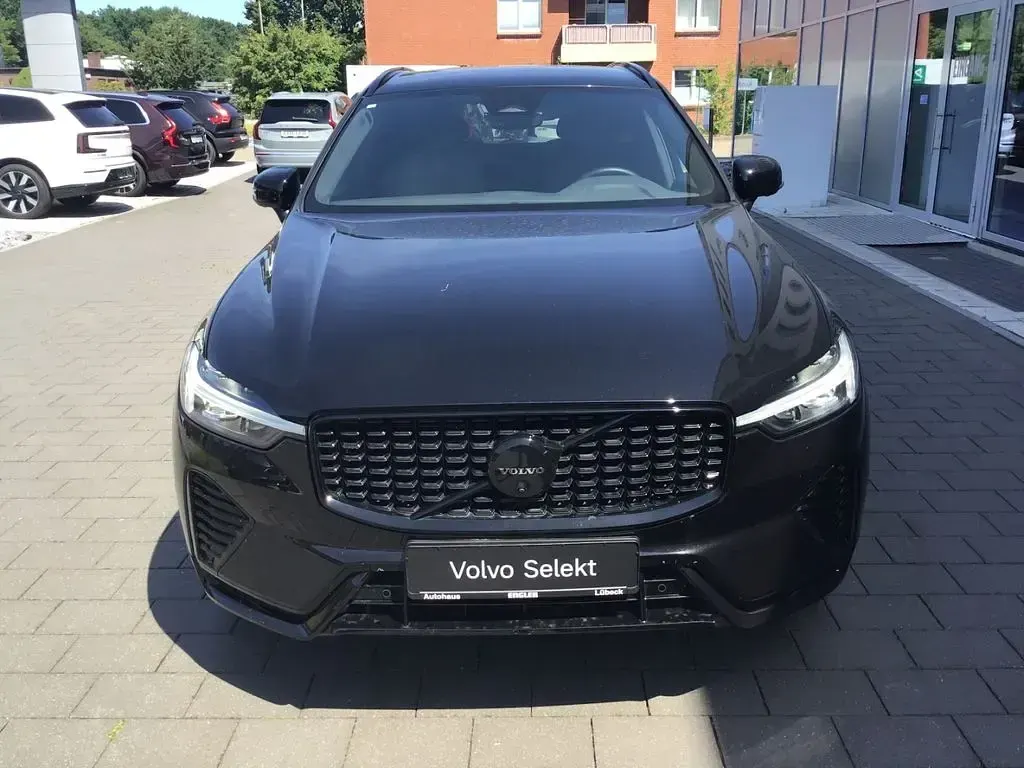 Gebraucht Volvo XC60 Plus 250 PS (183 kW) 2025 Schwarz SUV