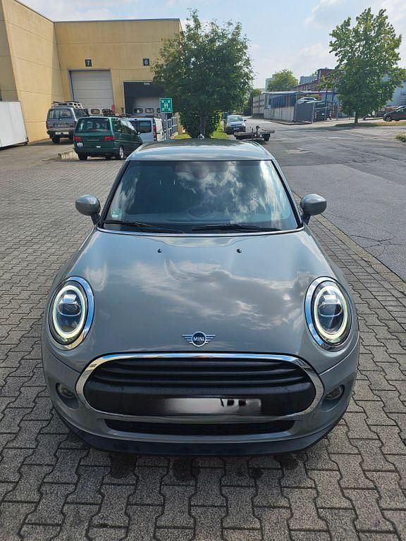 Grau Gebraucht 2020 Mini ONE Kleinwagen | 15.900 € (Guter Preis) - Bild 1/4