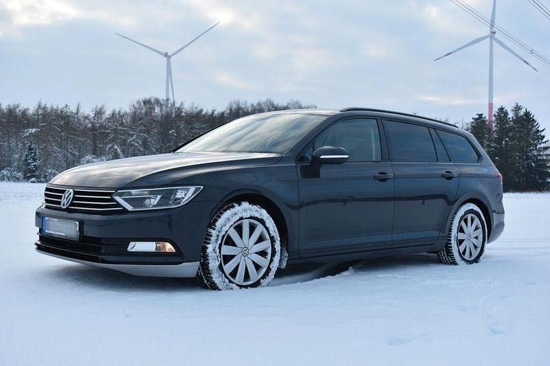 Gebraucht VW Passat Highline 150 PS (110 kW) 2017 Grau Kombi