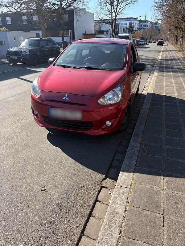 Gebraucht Mitsubishi Space Star 71 PS (52 kW) 2015 Rot Kleinwagen