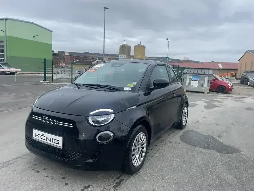 Gebraucht Fiat 500e 86 kW (118 PS) 2023 Schwarz Limousine