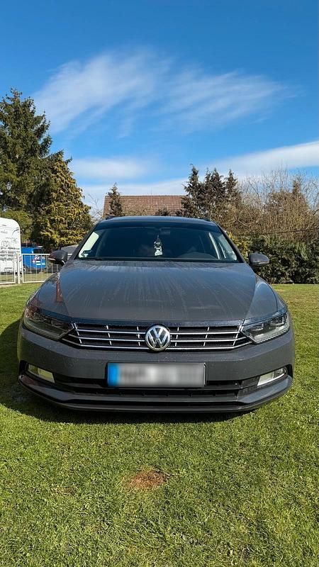 Gebraucht VW Passat 150 PS (110 kW) 2015 Grau Kombi