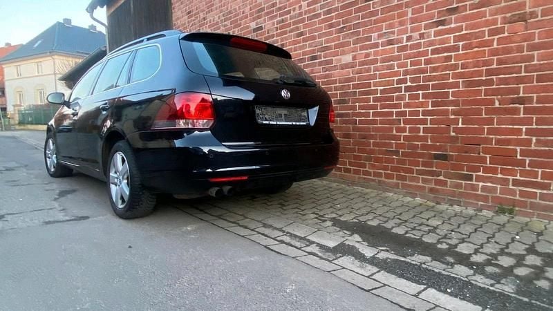 Schwarz Gebraucht 2013 VW Golf VI Kombi | 2.200 € (Superpreis) - Bild 1/4