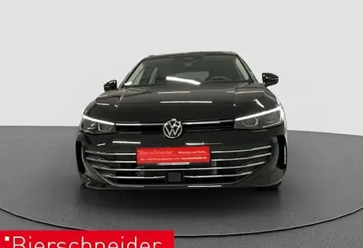 Neu VW Passat Business 150 PS (110 kW) 2026 Schwarz Kombi