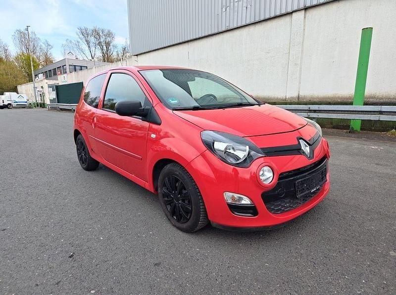 Second-hand Renault Twingo Expression 75 CP (55 kW) 2012 Roșu Hatchback