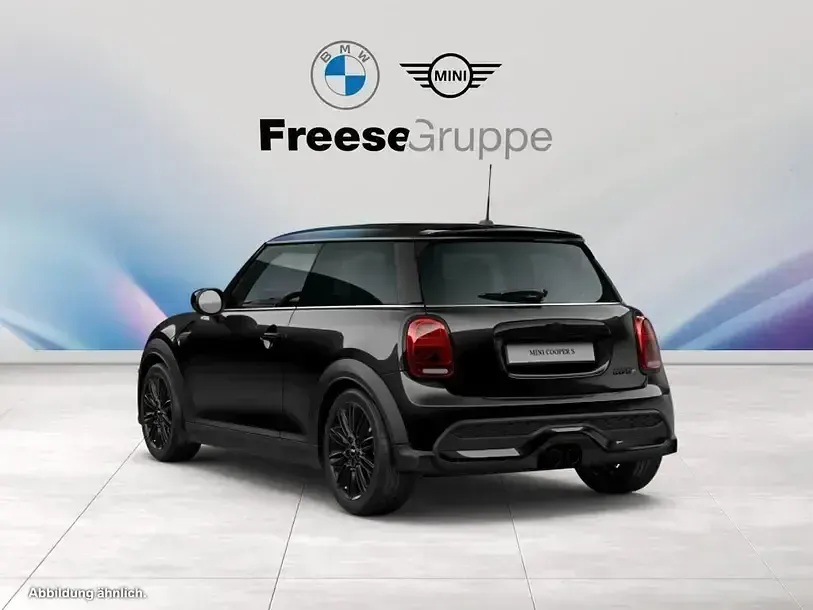 Gebraucht Mini Cooper S 178 PS (130 kW) 2023 Schwarz Kleinwagen
