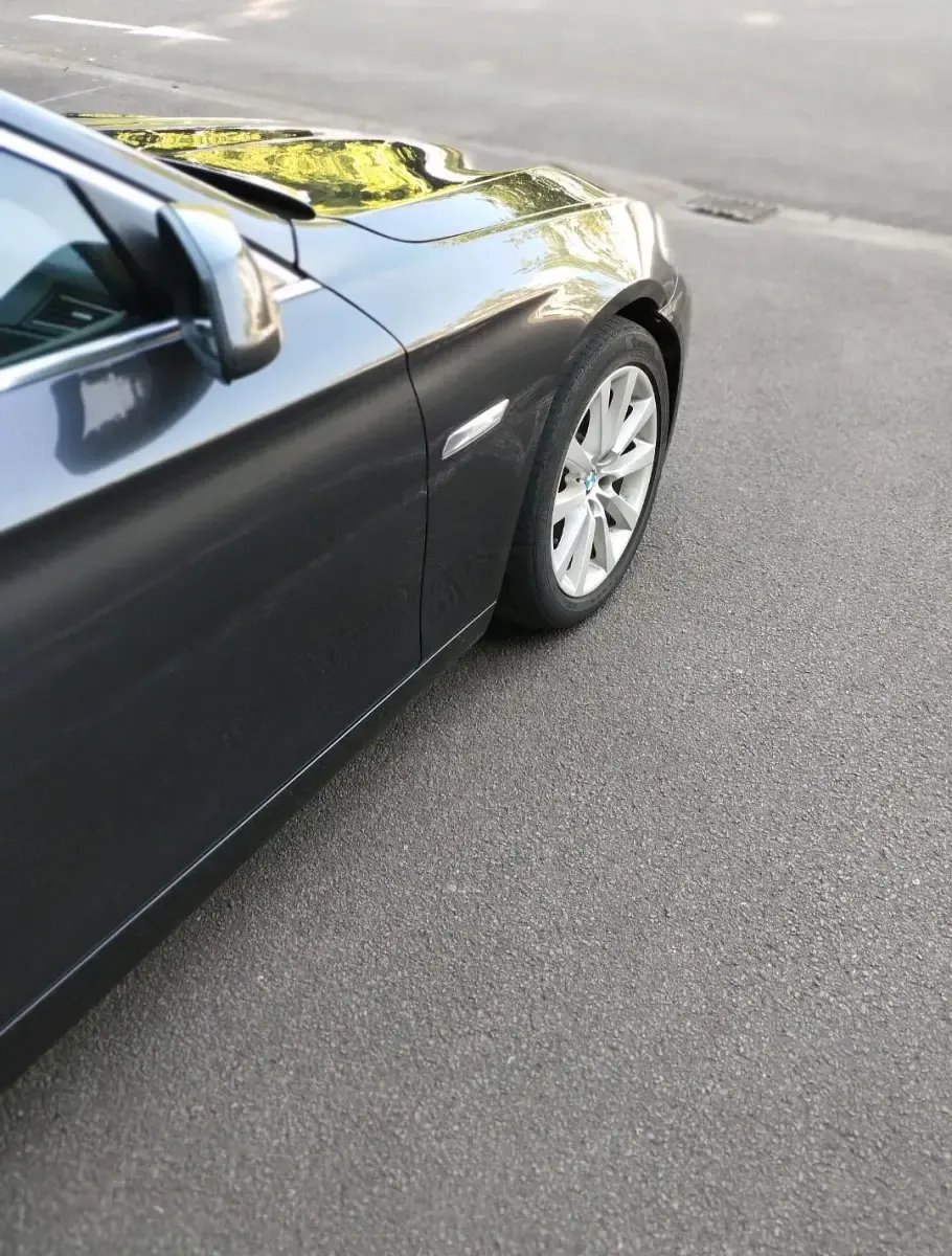 Gebraucht BMW 523 204 PS (150 kW) 2010 Grau Limousine