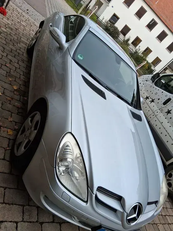 Gebraucht Mercedes SLK200 163 PS (119 kW) 2006 Silber Cabrio