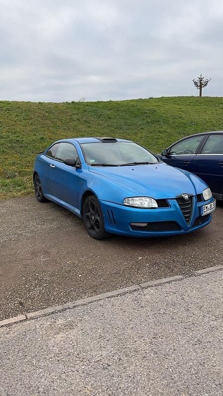 Blau Gebraucht 2008 Alfa Romeo GT Coupé | 1.000 € (Fairer Preis) - Bild 1/4