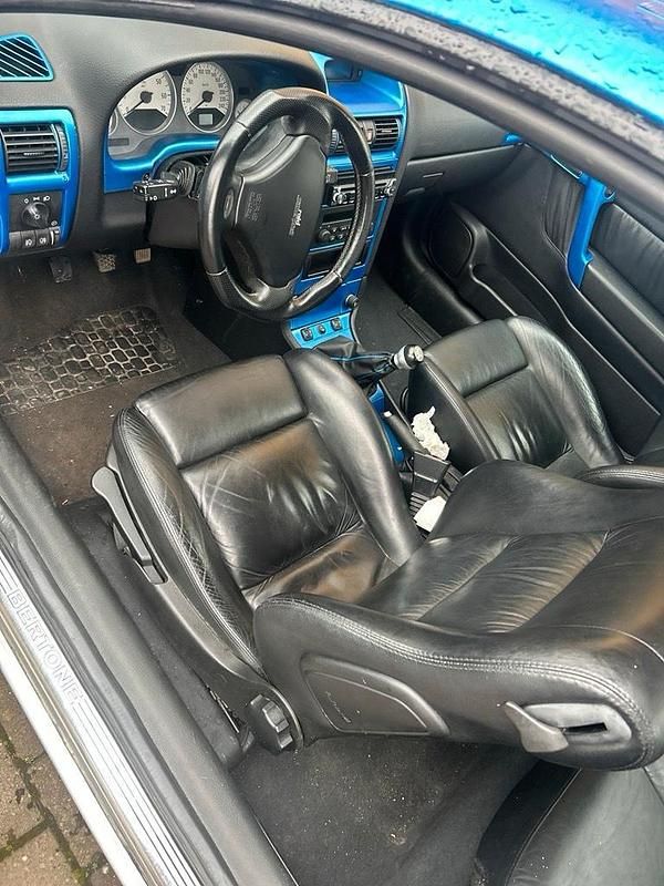 Gebraucht Opel Astra 145 PS (106 kW) 2002 Silber Coupé