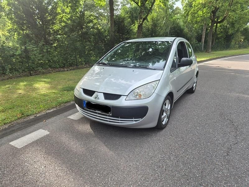 Silber Gebraucht 2006 Mitsubishi Colt Inform Kleinwagen | 1.400 € (Guter Preis) - Bild 1/4