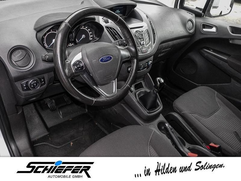 Gebraucht Ford Transit Trend 101 PS (74 kW) 2017 Weiß Van / Kleinbus