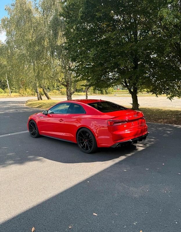 Rot Gebraucht 2017 Audi S5 Ambiente Coupé | 28.500 € - Bild 1/4