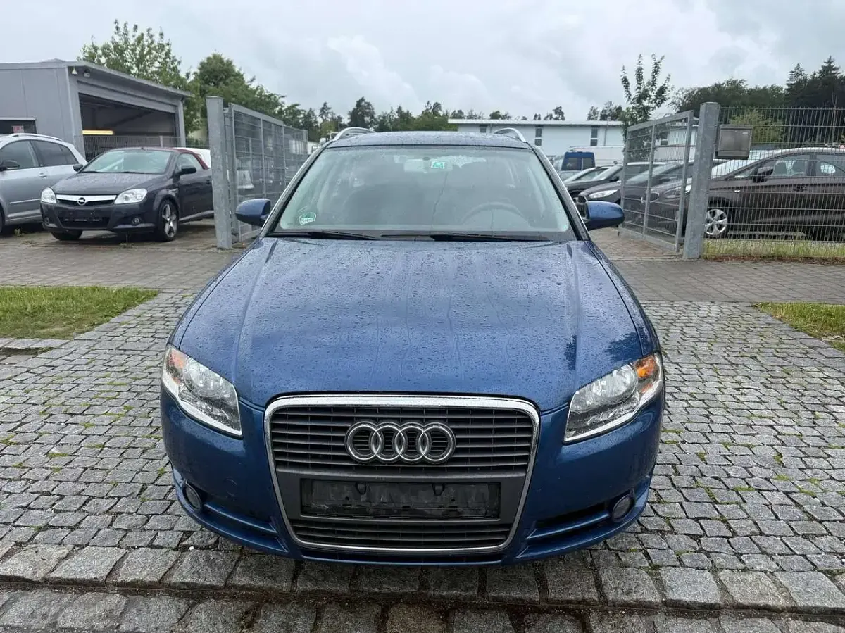 Gebraucht Audi A4 140 PS (102 kW) 2005 Blau Kombi