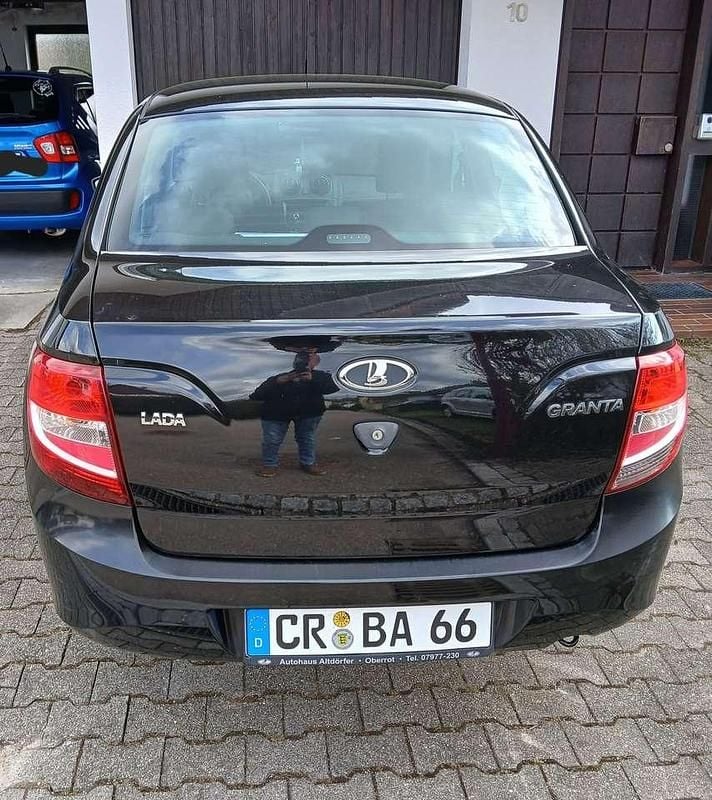 Gebraucht Lada Granta 87 PS (63 kW) 2016 Limousine