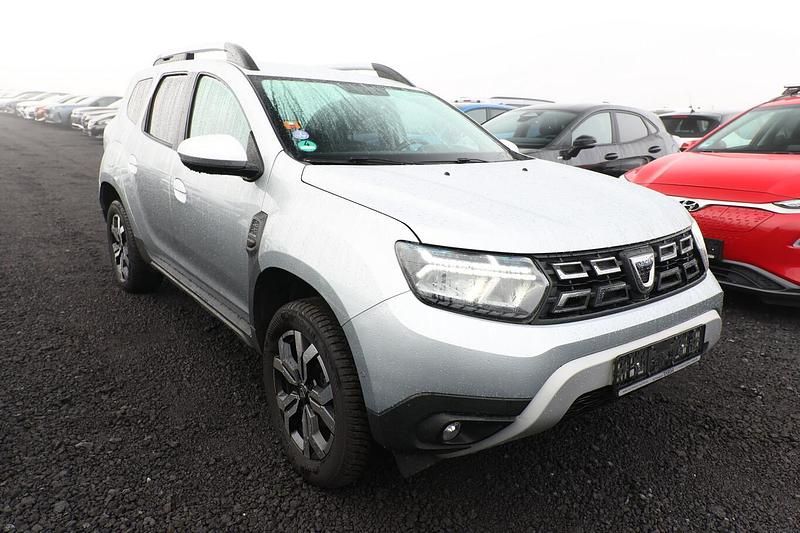 Gebraucht Dacia Duster Prestige 101 PS (74 kW) 2021 Grau metallic SUV