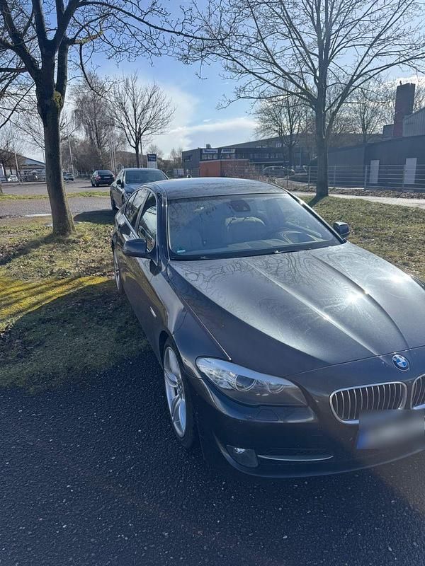 Gebraucht BMW 530 245 PS (180 kW) 2010 Schwarz Limousine