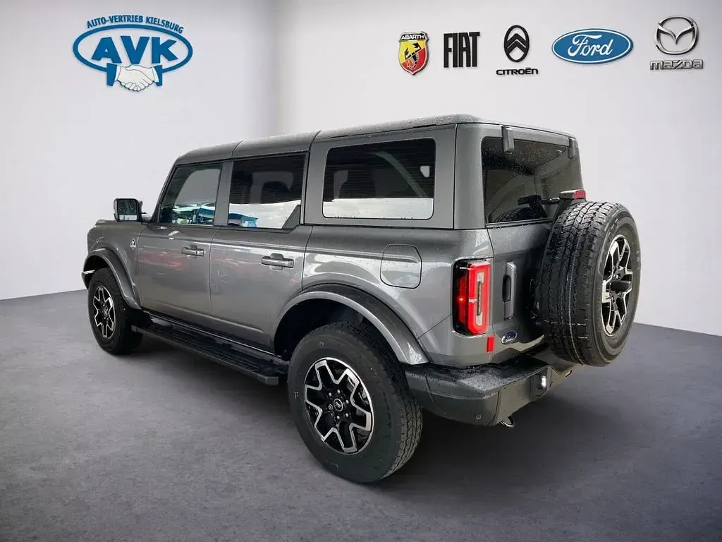 Neu Ford Bronco Outer Banks 334 PS (245 kW) 2026 Grau SUV