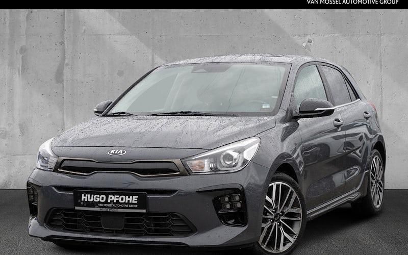 Grau Gebraucht 2020 Kia Rio GT-Line Limousine | 15.450 € (Etwas zu teuer) - Bild 1/4