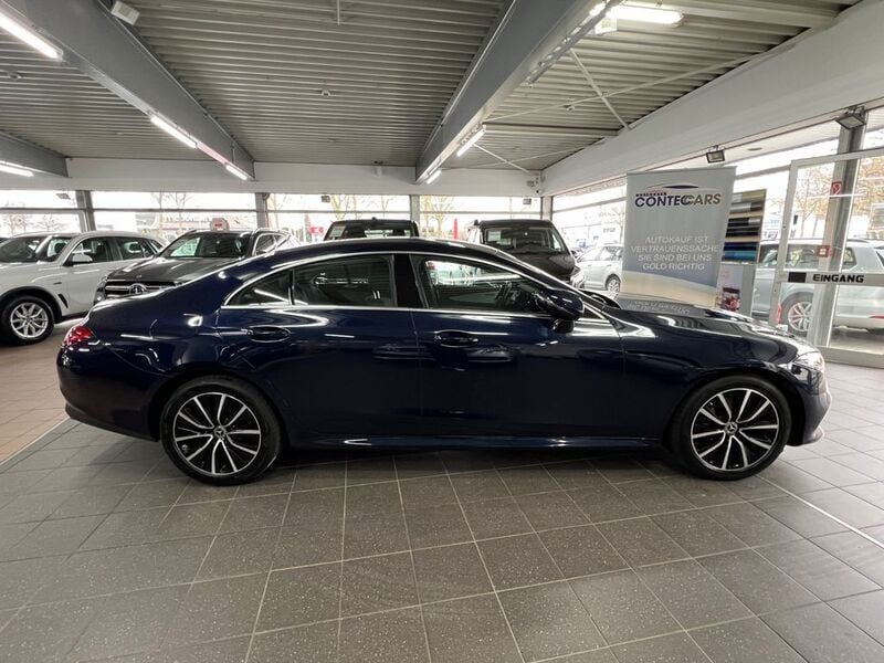 Blau Gebraucht 2020 Mercedes CLS400 Avantgarde Limousine | 44.999 € (Guter Preis) - Bild 1/4