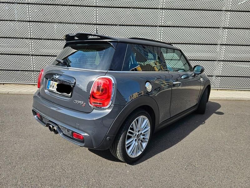Gebraucht Mini Cooper S Chili 192 PS (141 kW) 2016 Grau Kleinwagen