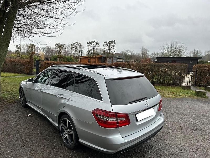 Gebraucht Mercedes E350 AMG 265 PS (194 kW) 2012 Silber Kombi