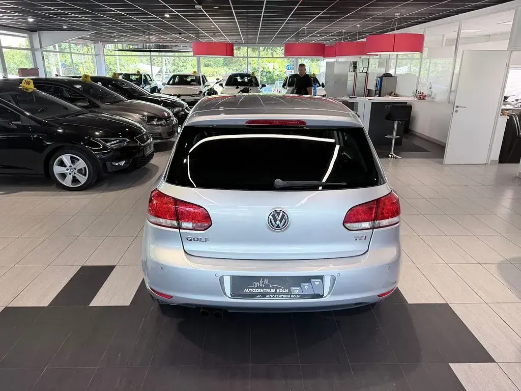 Gebraucht VW Golf VI Style 122 PS (89 kW) 2011 Silber Kleinwagen