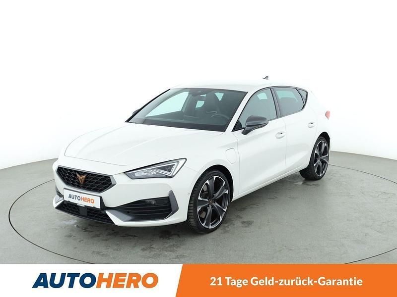 Weiß Gebraucht 2021 Cupra Leon Limousine | 23.390 € (Fairer Preis) - Bild 1/3